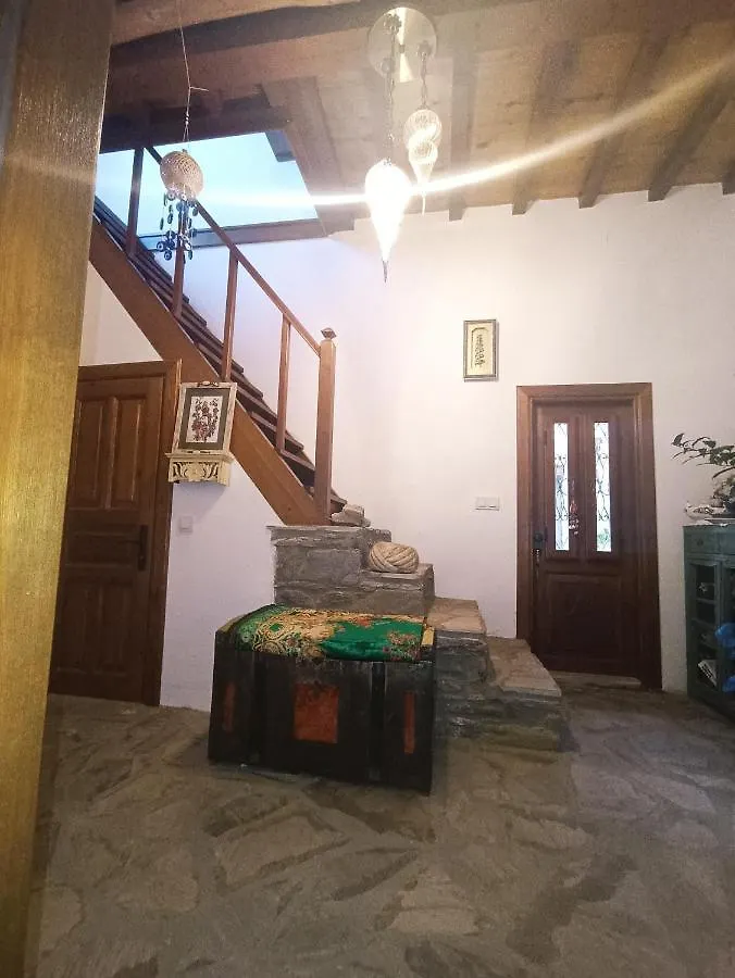 Aycan Hanim Konagi Selçuk 0*,